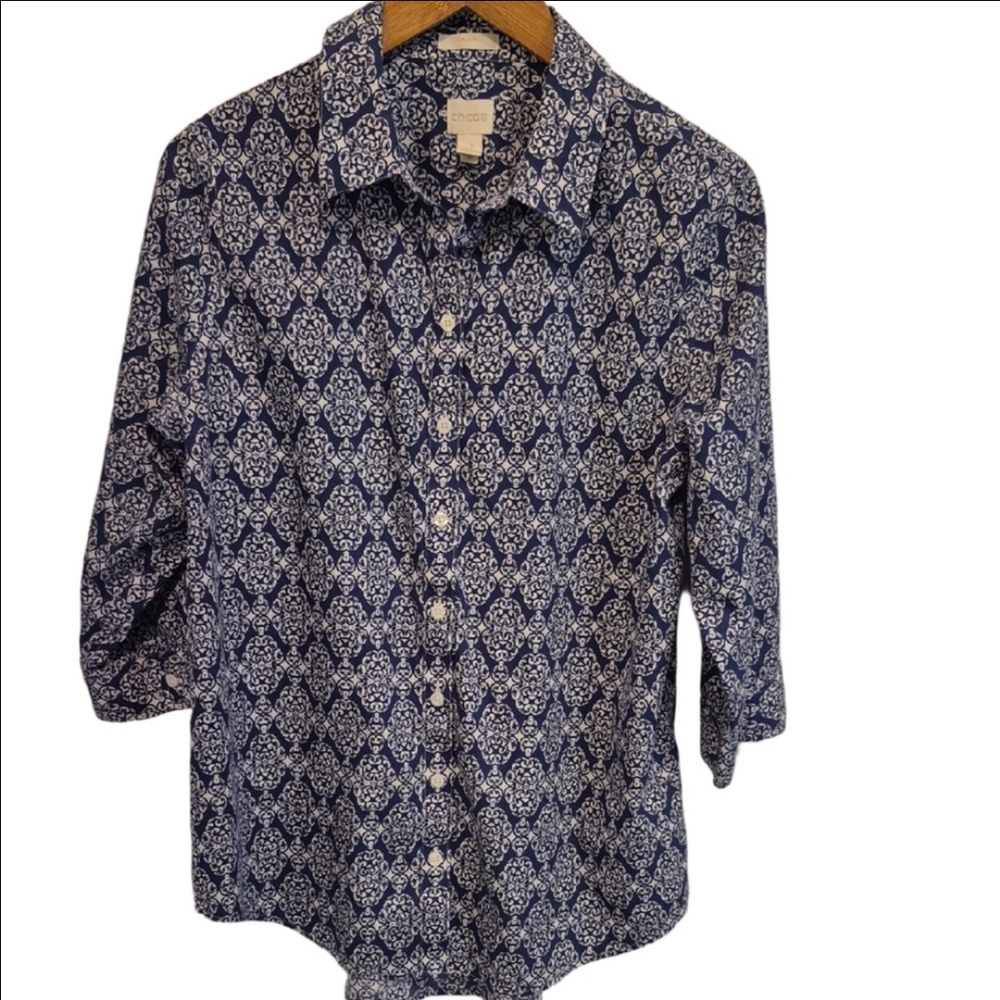 Chico's No Iron 3/4 Sleeve Navy and Cream Patterned Blouse Chico's Size 2